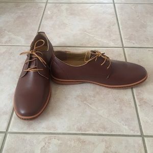 ‼️SALE 33% OFF‼️ NWOT Brown Pleather Dress Shoes